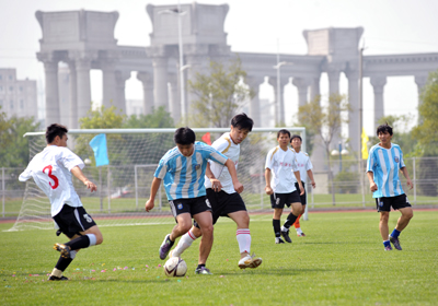 关于各地方赛事办公室上报参加第二届中国青少年足球联赛女子初、高中年龄段U14、U16、U18组球队的通知